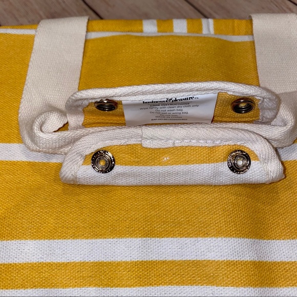 Business & Pleasure Cooler Bag - Picture 15 of 16